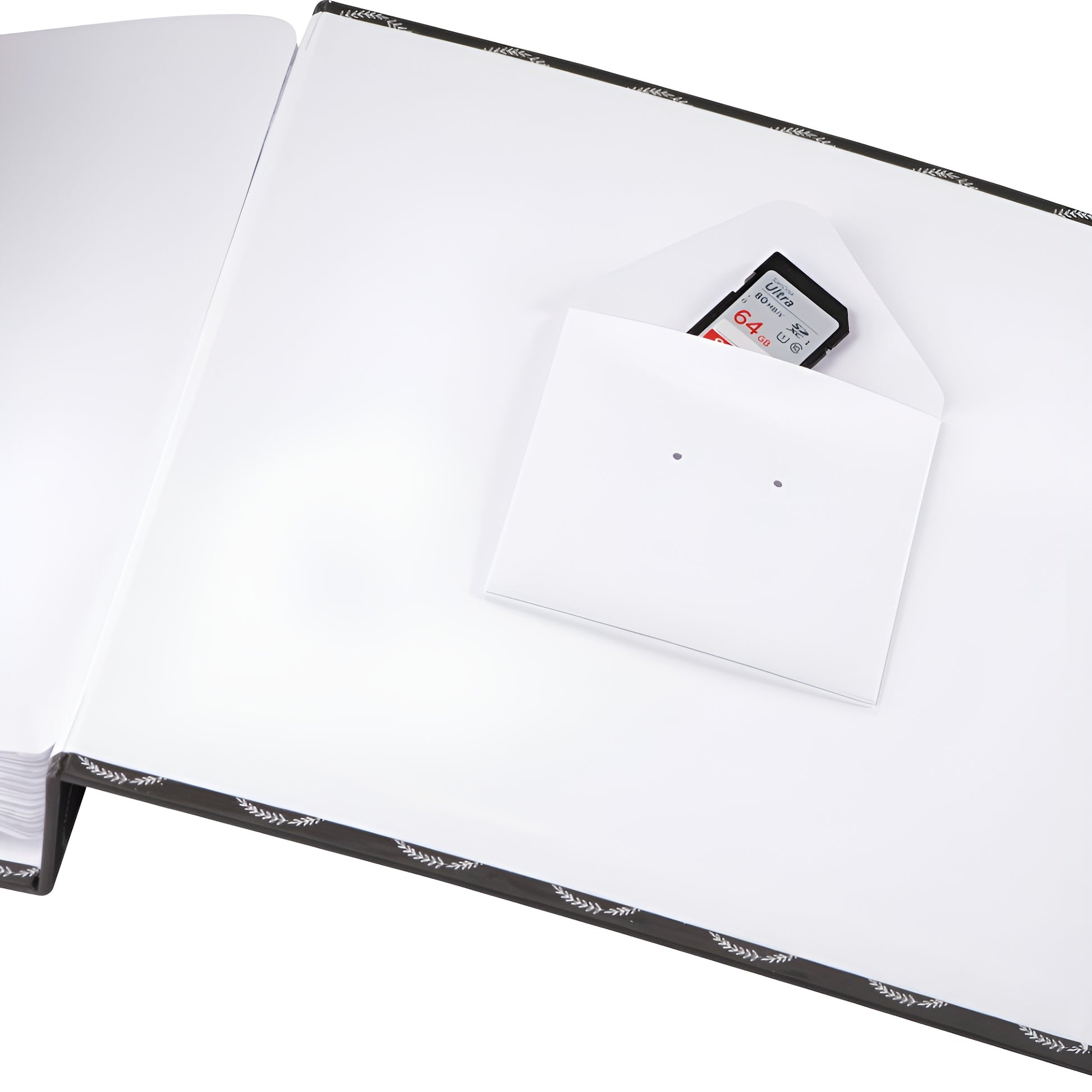 Hama photo album equipped with a pocket for memory cards.