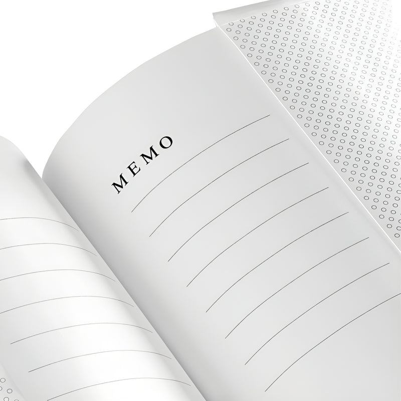 An open Photo Album with blank pages and a place for a Memo, featured in the Hama Photo Album collection.
