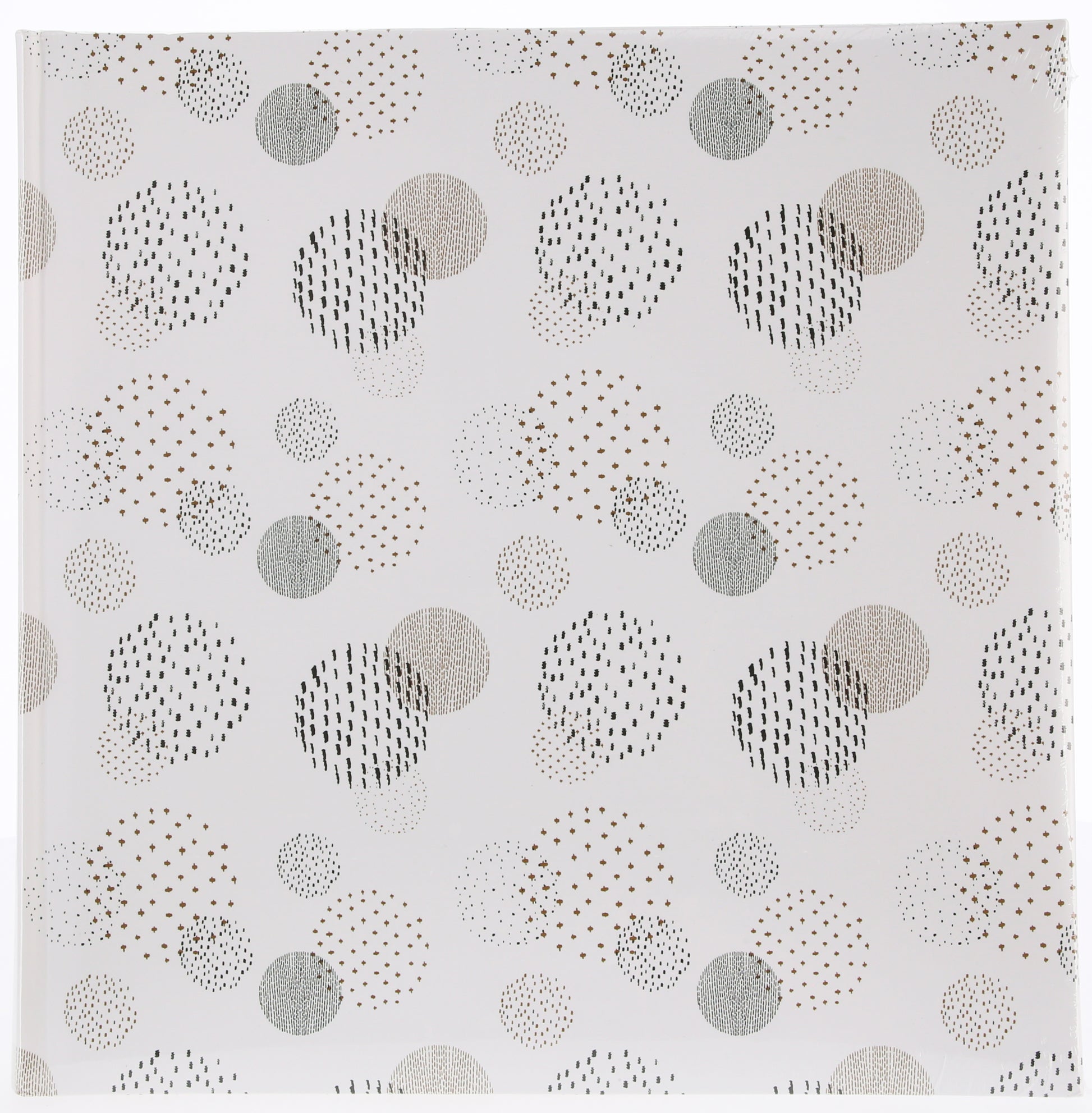 A Hama jumbo photo album featuring a dot patterned fabric, highlighting its graphic dot design.