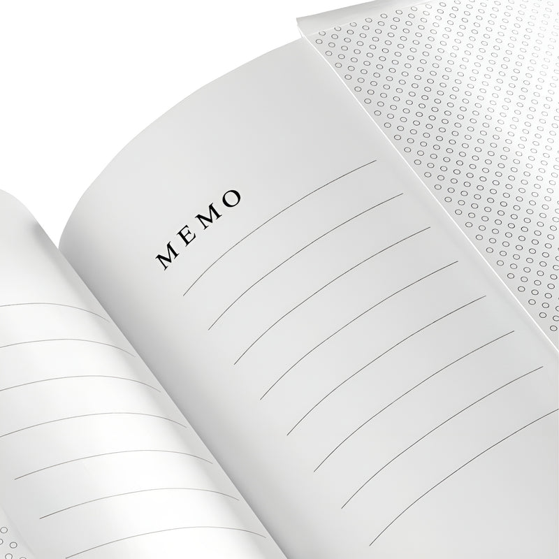 An open Photo Album with blank pages and a place for a Memo, featured in the Hama Photo Album collection.