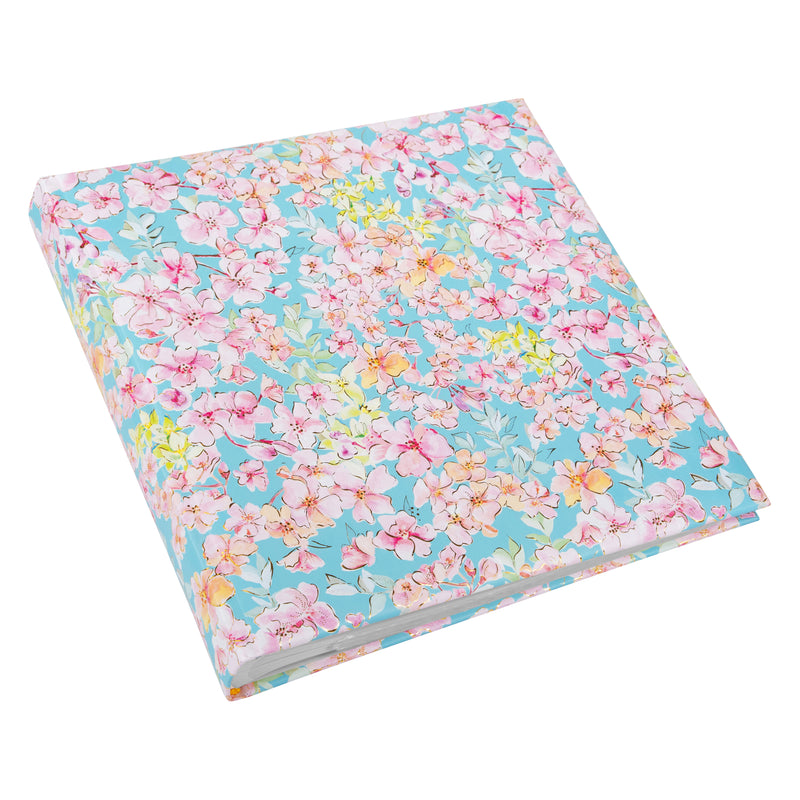 Goldbuch Floral-patterned photo album on a light blue background