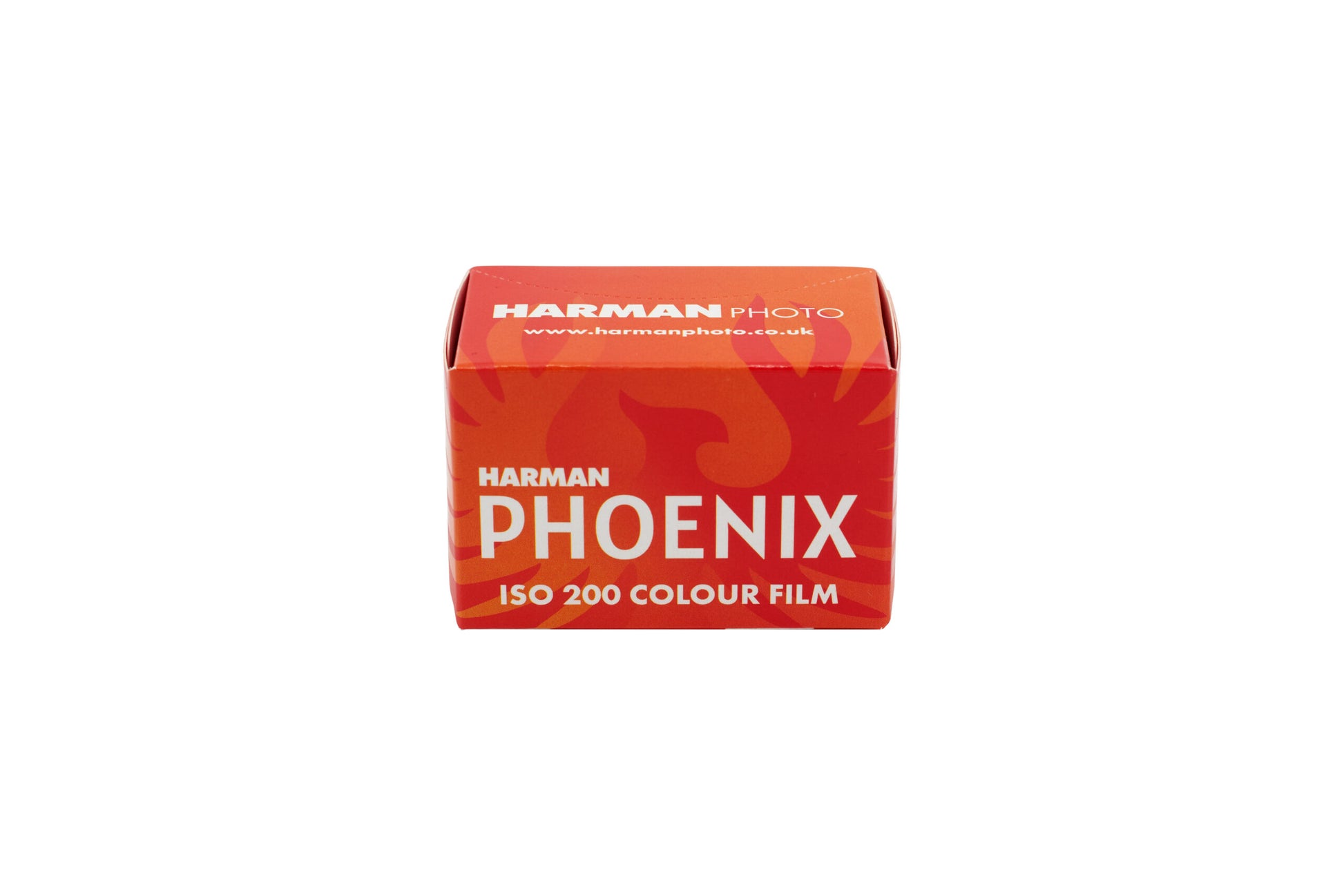 Harman Phoenix 200 color film roll, designed for photography enthusiasts seeking rich colors and excellent image quality.