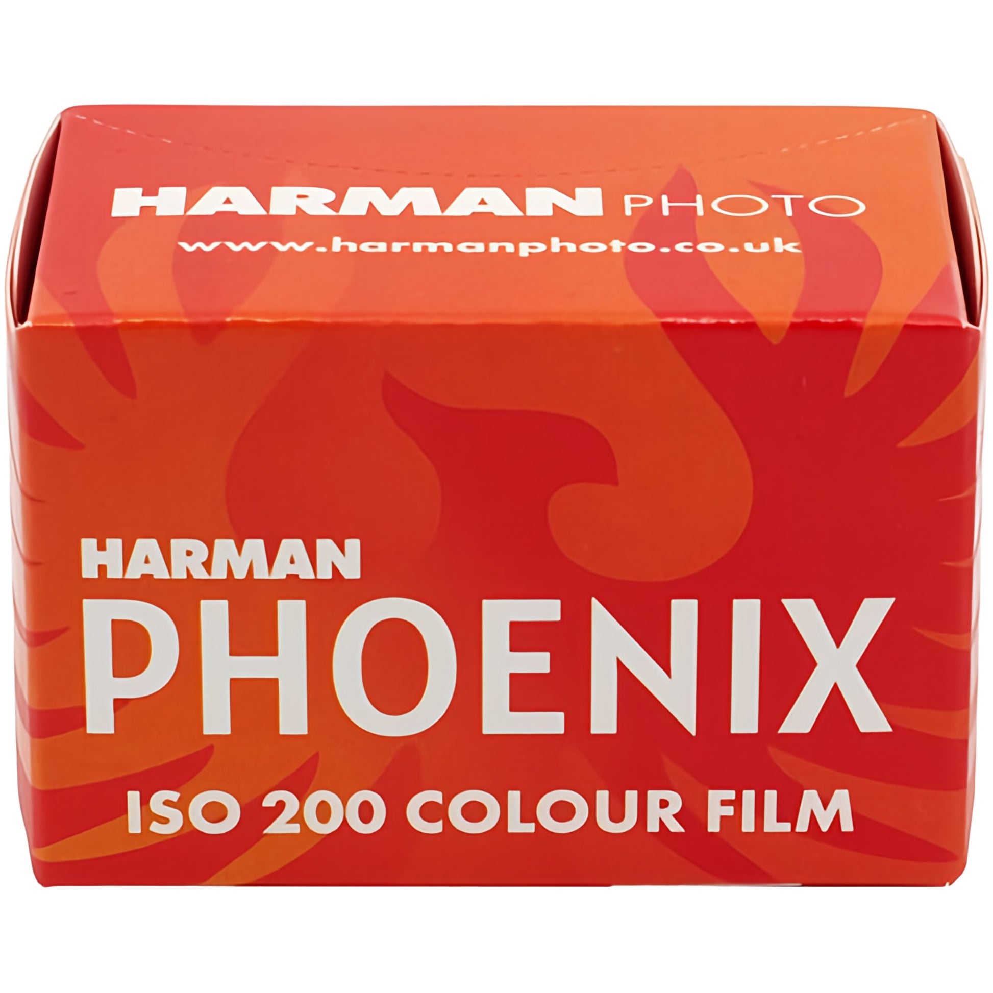 Harman Phoenix 200 color film roll, designed for photography enthusiasts seeking rich colors and excellent image quality.