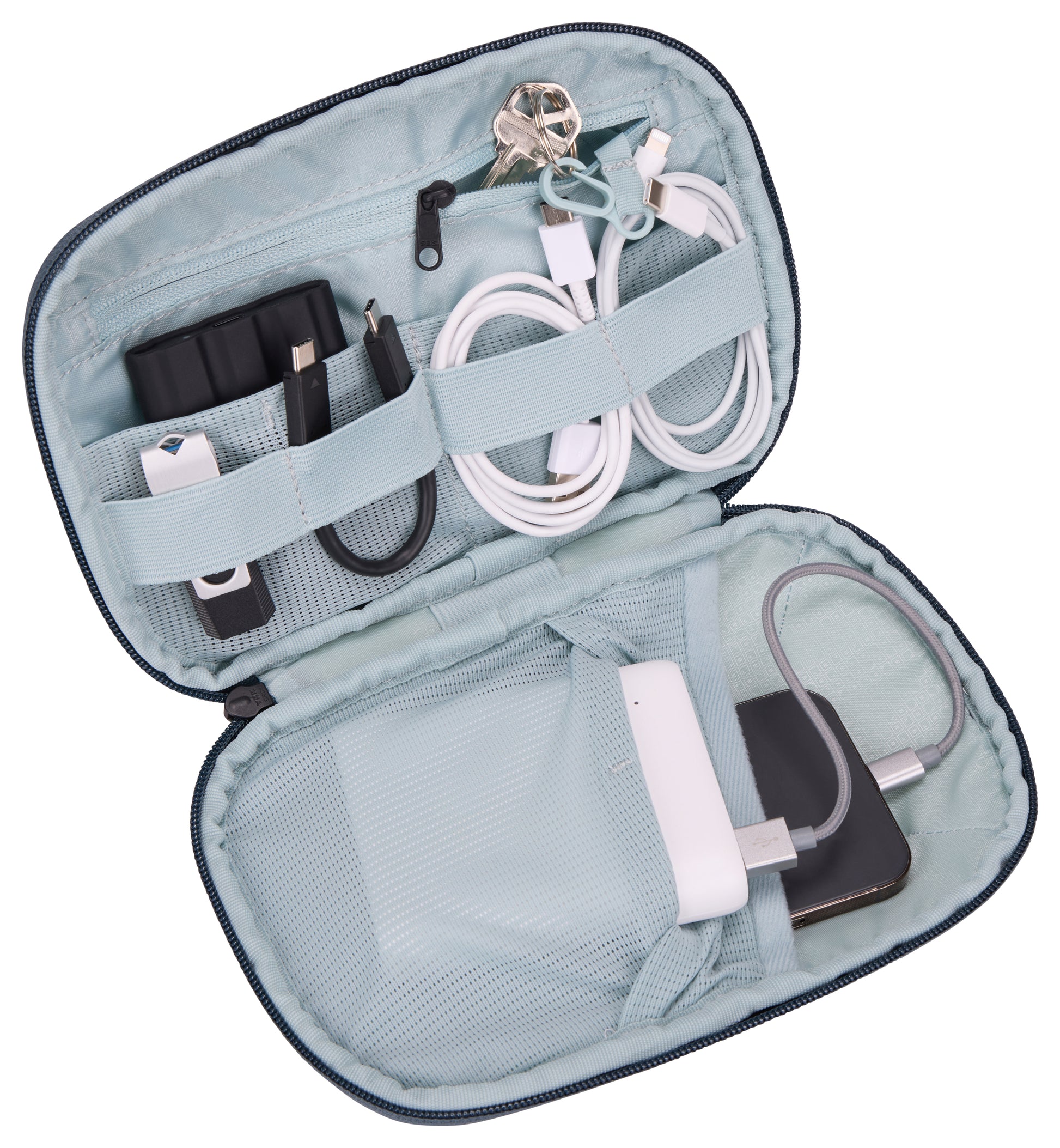 Versatile Thule PowerShuttle case, provides storage for chargers, cords, small electronics and other items, quick access to gear and a comfortable carry in any environment.