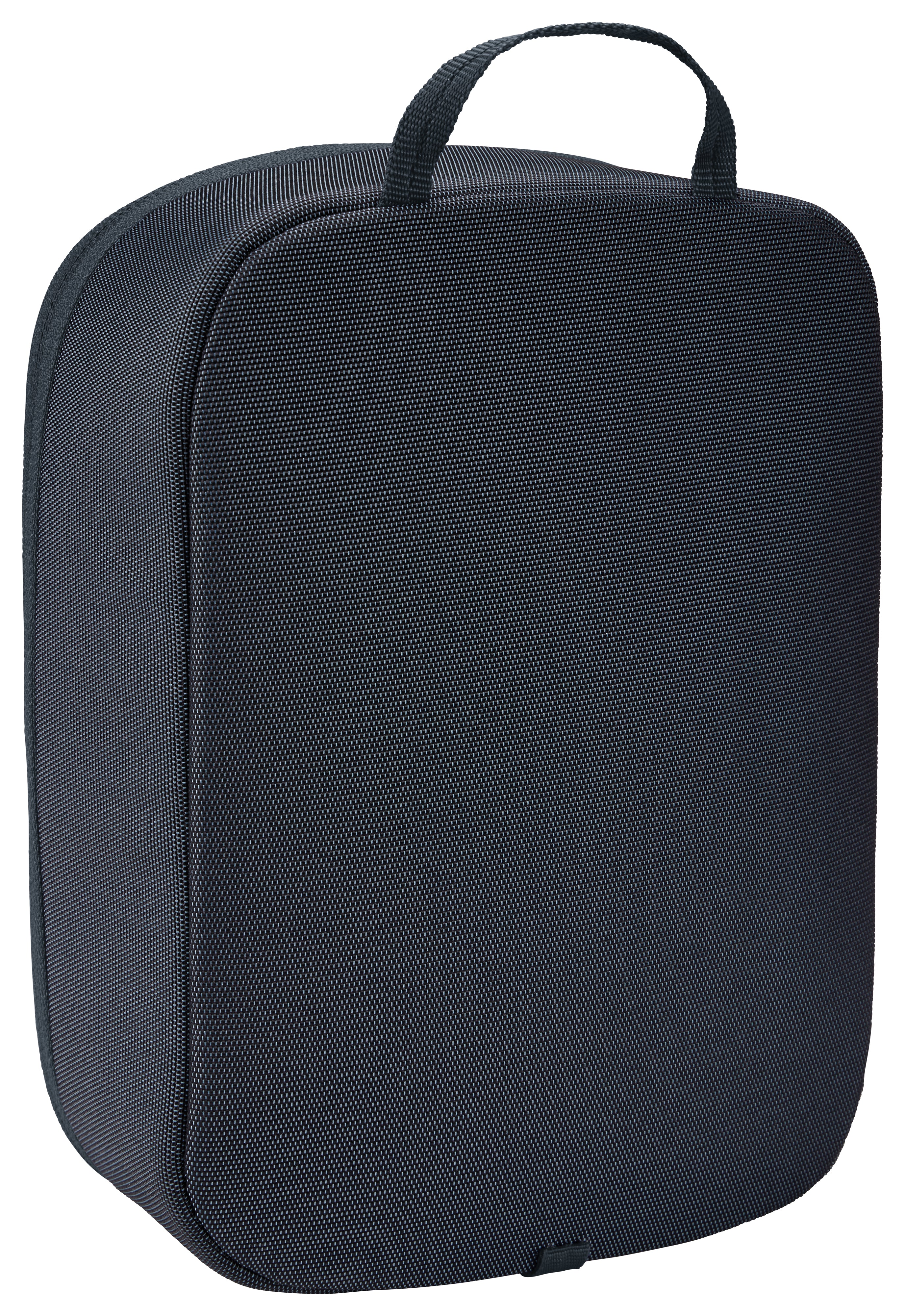 Versatile Thule PowerShuttle case, provides storage for chargers, cords, small electronics and other items, quick access to gear and a comfortable carry in any environment.