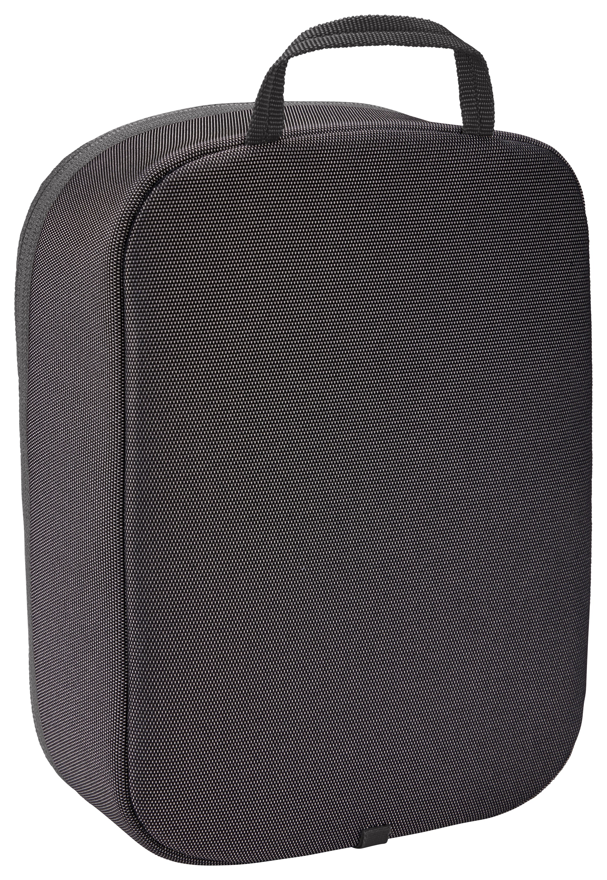 Versatile Thule PowerShuttle case, provides storage for chargers, cords, small electronics and other items, quick access to gear and a comfortable carry in any environment.