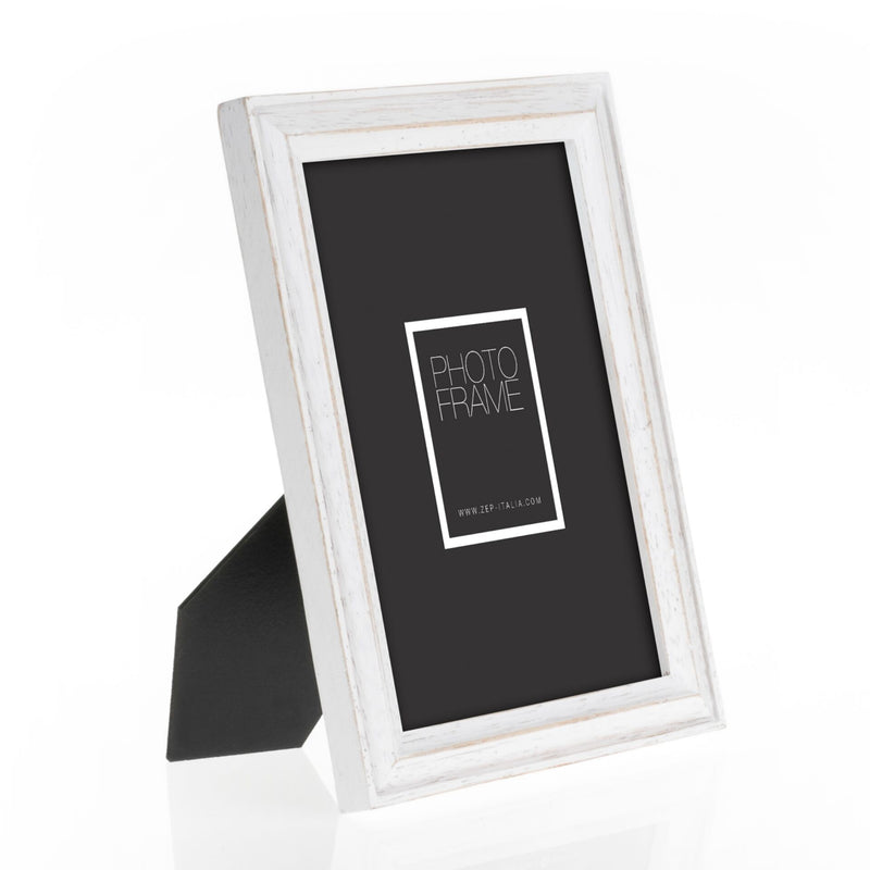 A ZEP white frame featuring a touching photograph of a mother and her daughter, capturing a special moment.